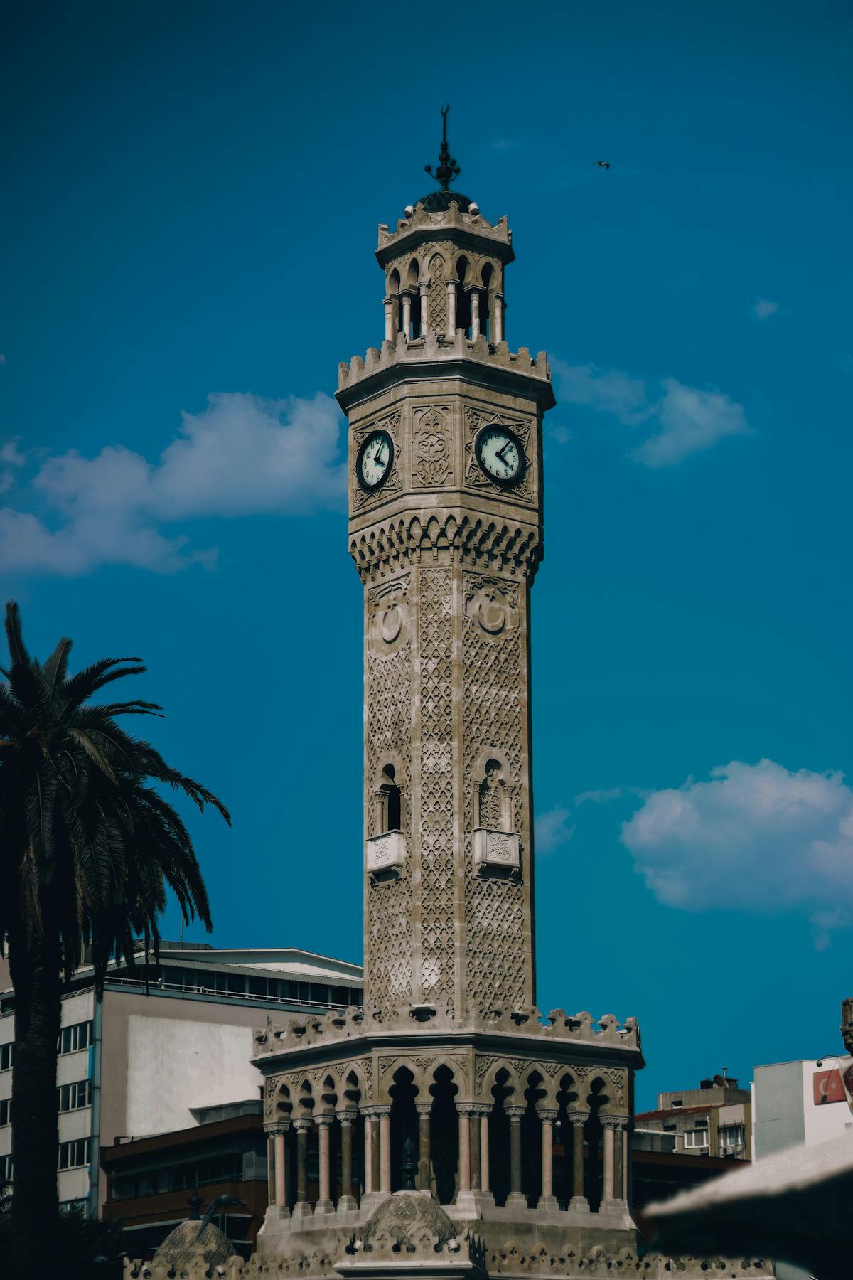 Alsancak Hotel - Izmir Alsancak Street View
