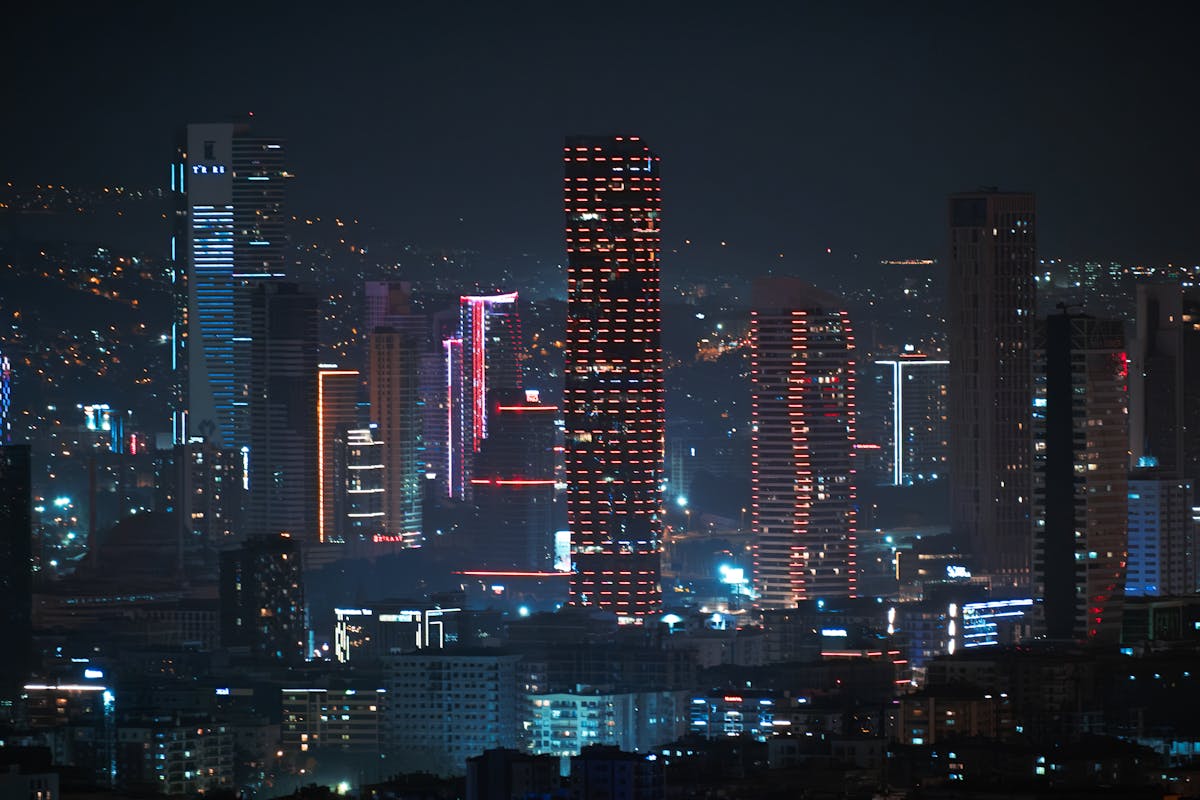 İzmir gece manzarası - İzmir otel rehberi